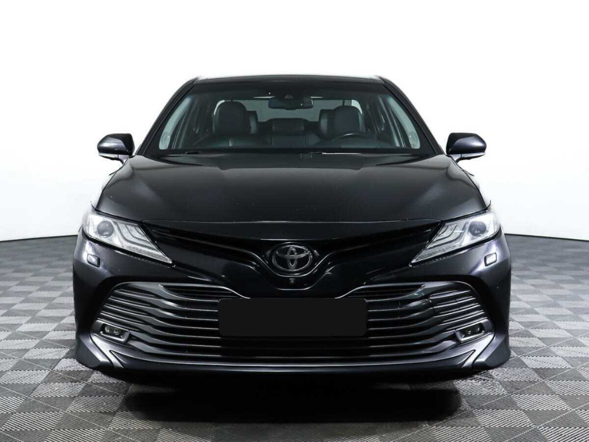 Купить Toyota Camry с пробегом. Фото: #1