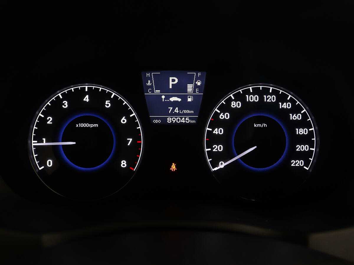 Купить Hyundai Solaris с пробегом. Фото: #15