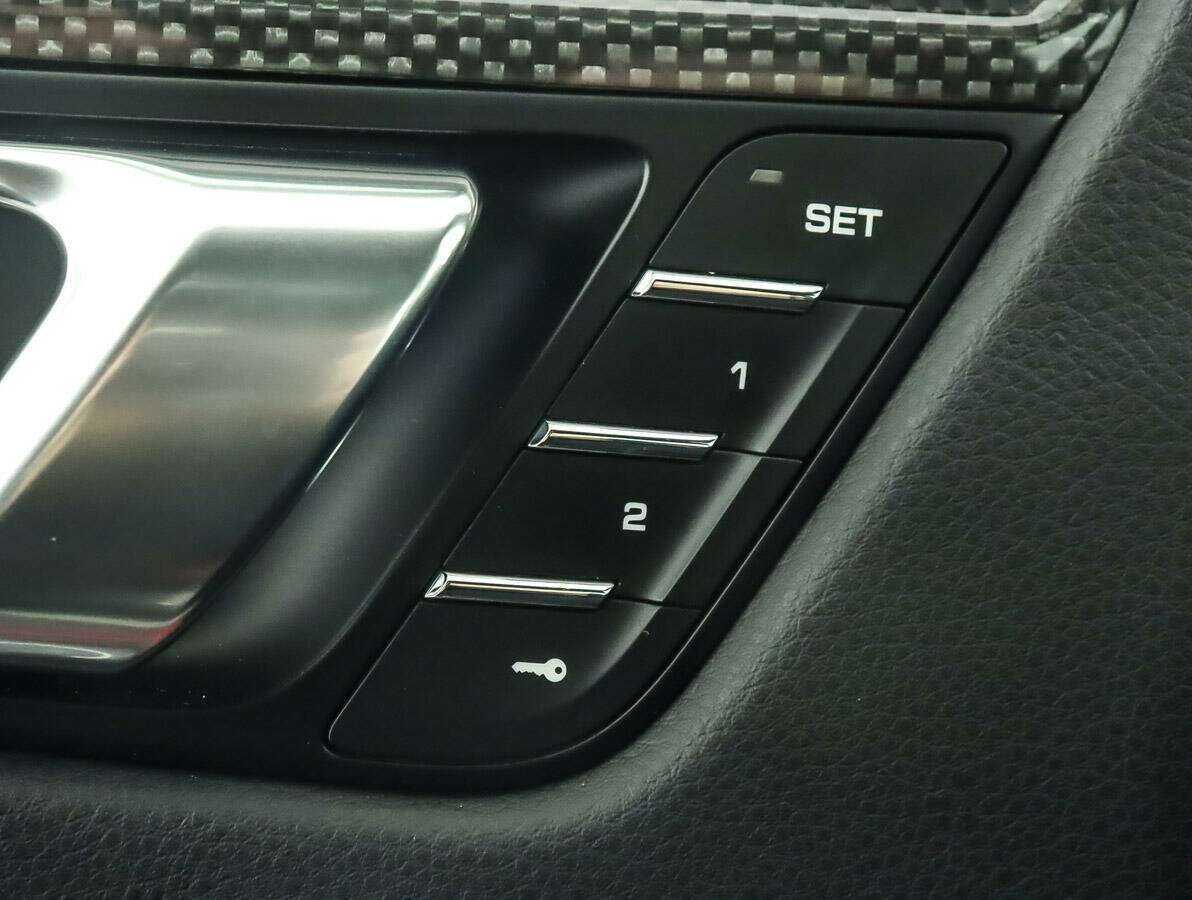 Купить Porsche Macan с пробегом. Фото: #16