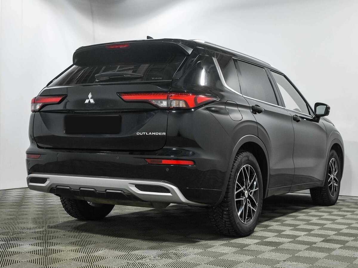 Купить Mitsubishi Outlander с пробегом. Фото: #3