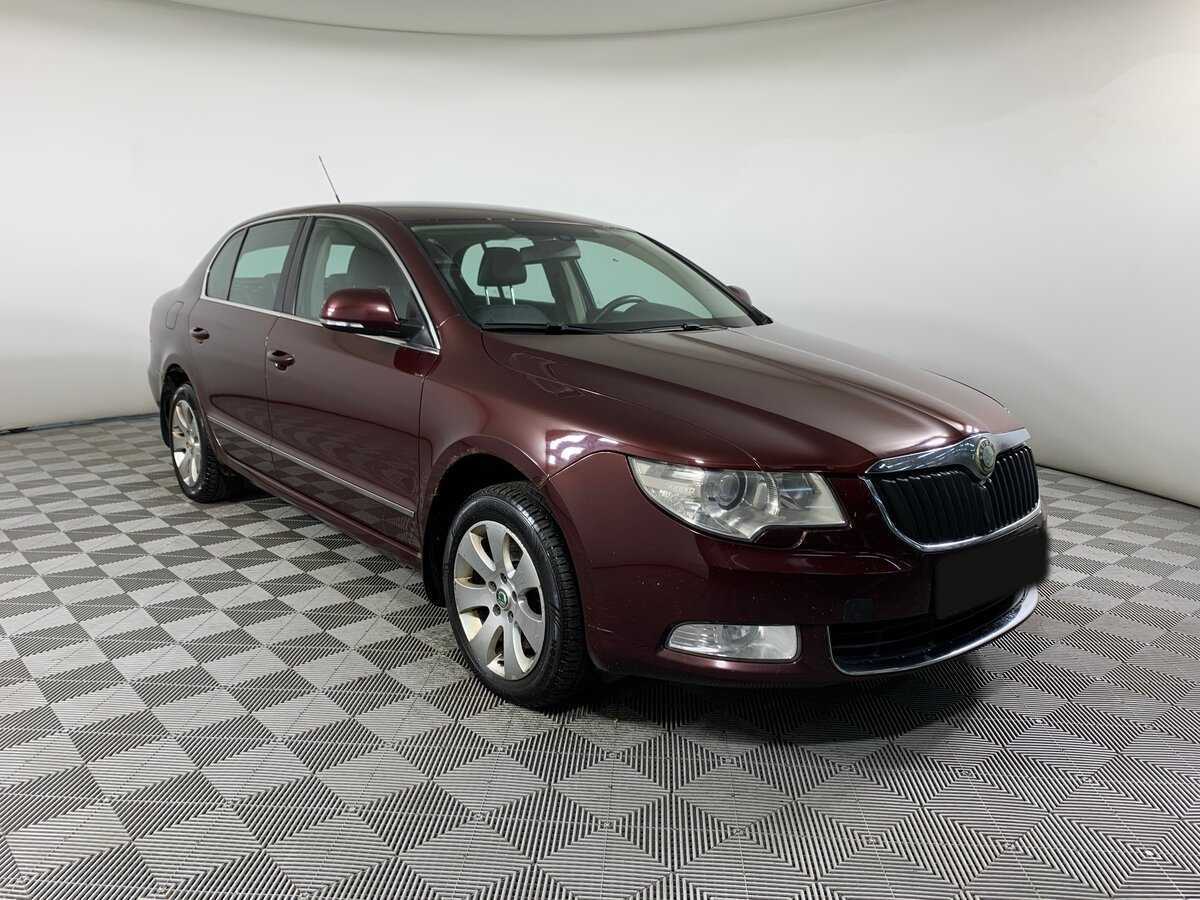 Купить Skoda Superb с пробегом. Фото: #2