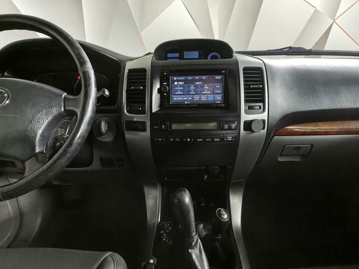 Купить Toyota Land Cruiser Prado с пробегом. Фото: #10