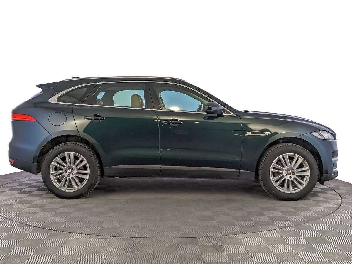 Купить Jaguar F-Pace с пробегом. Фото: #3