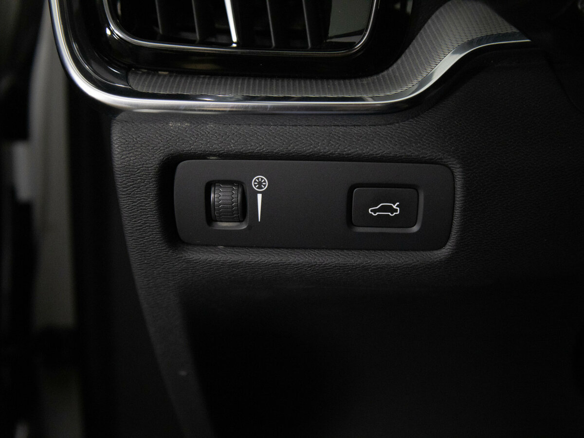 Купить Volvo S60 с пробегом. Фото: #14