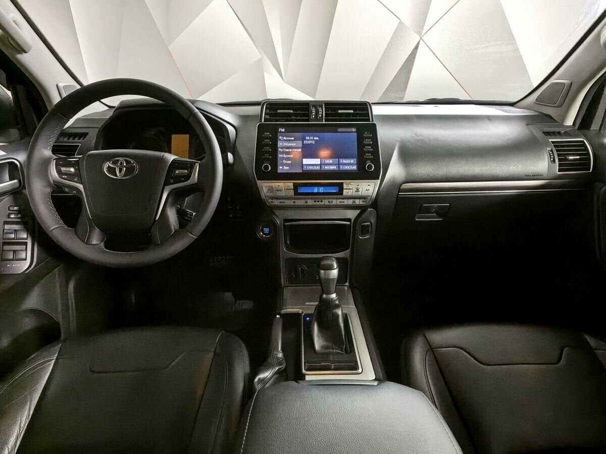 Купить Toyota Land Cruiser Prado с пробегом. Фото: #9