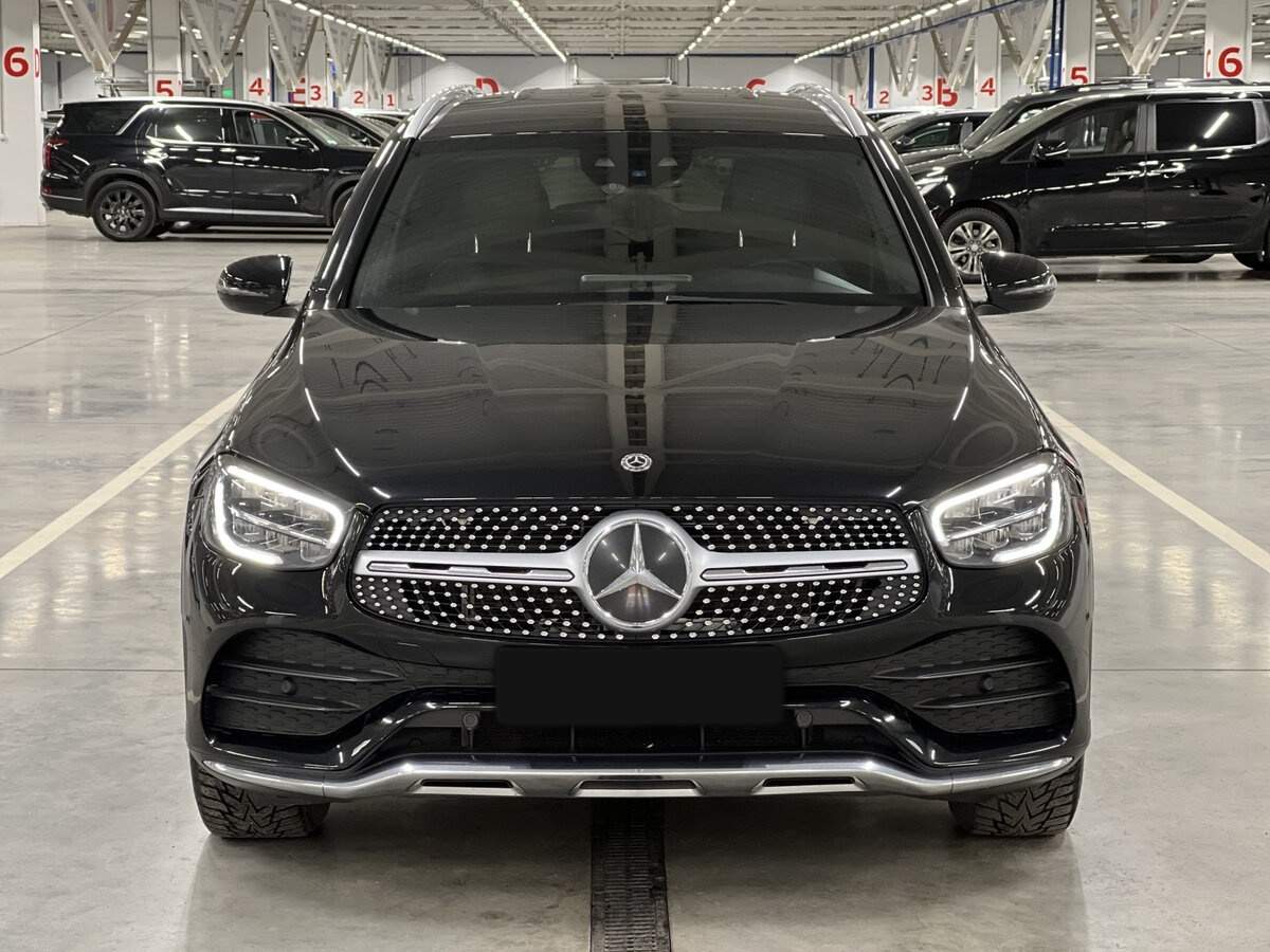 Купить Mercedes-Benz GLC с пробегом. Фото: #1