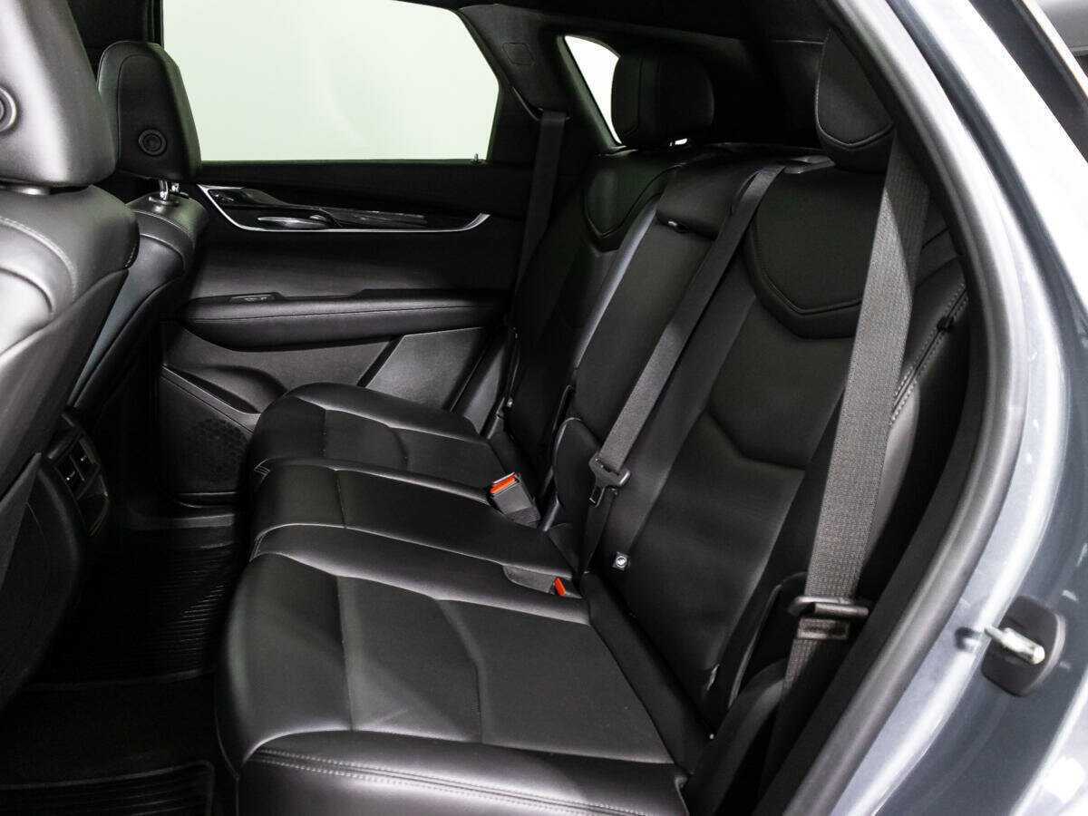 Купить Cadillac XT5 с пробегом. Фото: #9
