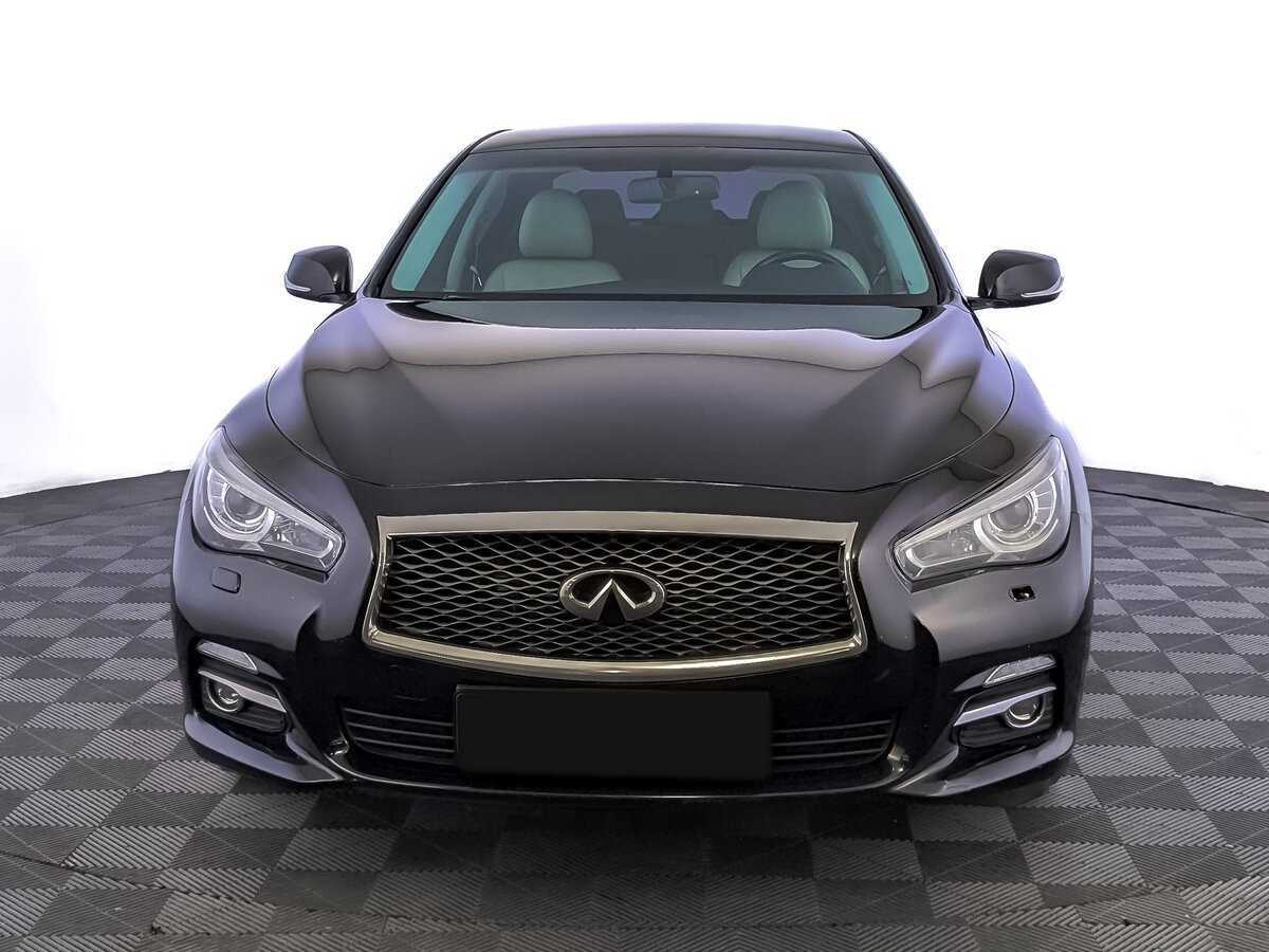 Купить Infiniti Q50 с пробегом. Фото: #1
