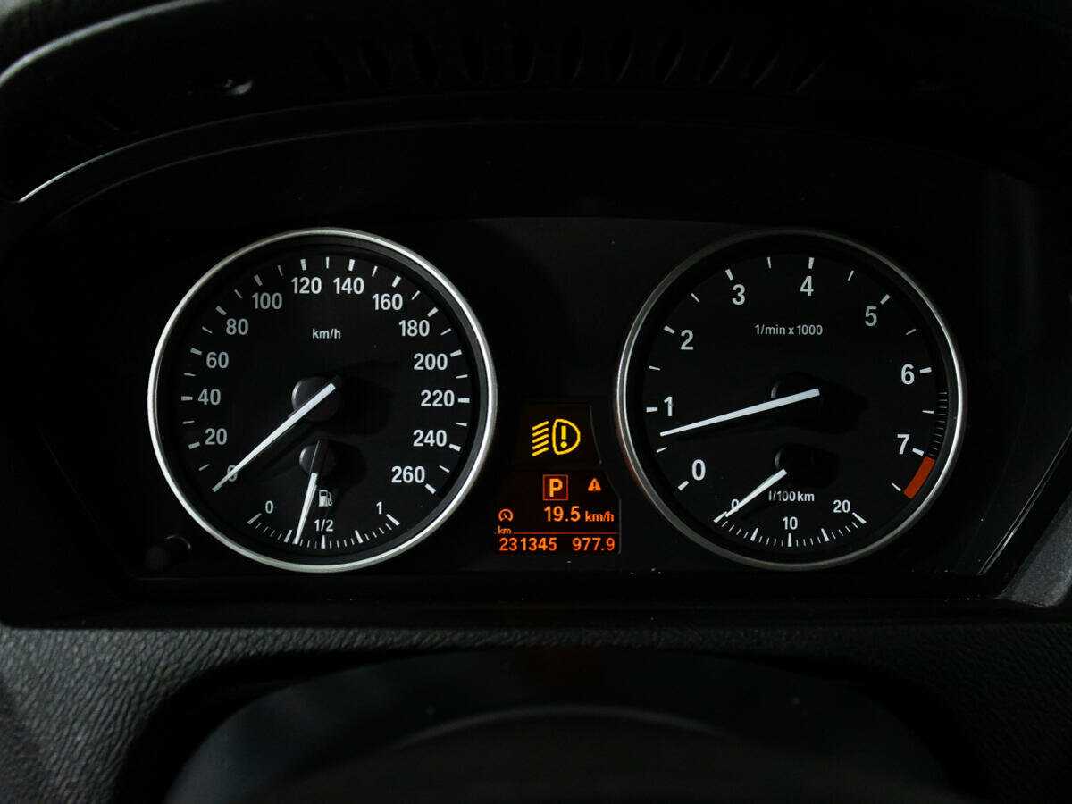 Купить BMW X5 с пробегом. Фото: #11