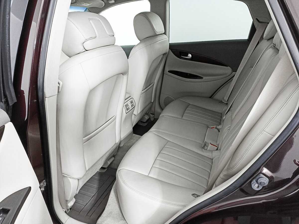 Купить Infiniti QX50 с пробегом. Фото: #11