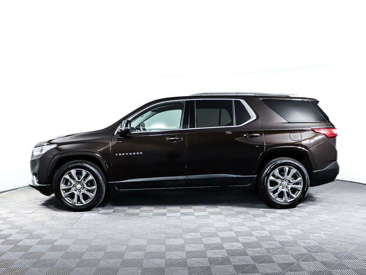 Купить Chevrolet Traverse с пробегом. Фото: #2