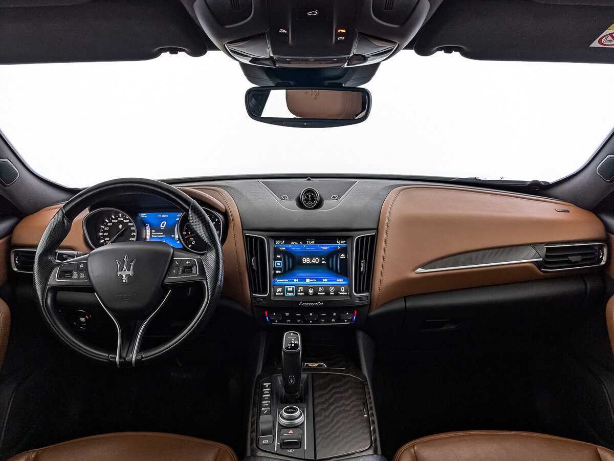 Купить Maserati Levante с пробегом. Фото: #9