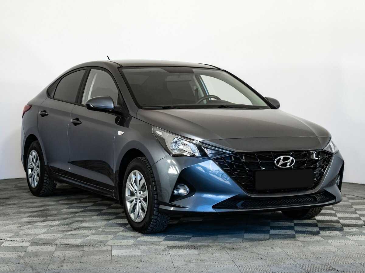 Купить Hyundai Solaris с пробегом. Фото: #2