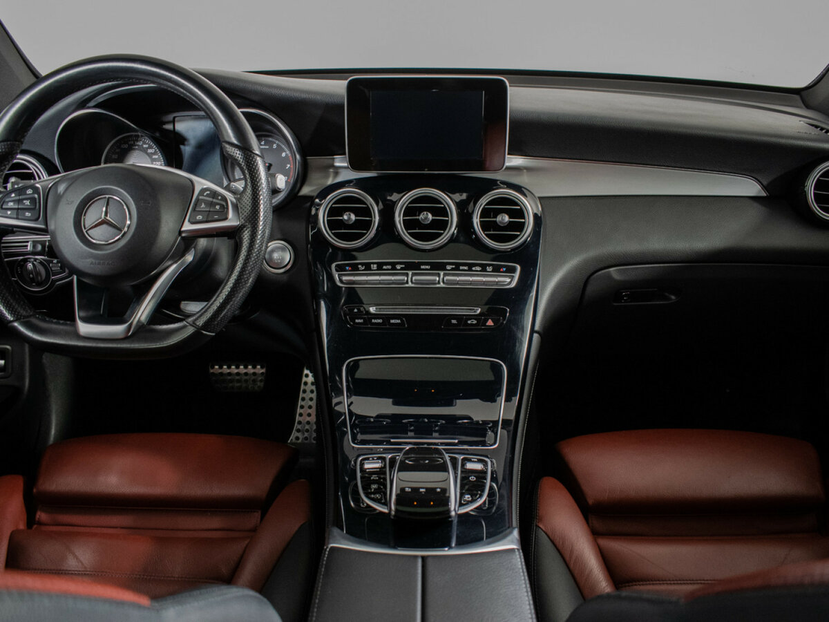 Купить Mercedes-Benz GLC Coupe с пробегом. Фото: #10