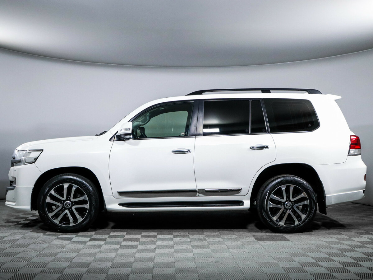 Купить Toyota Land Cruiser с пробегом. Фото: #7