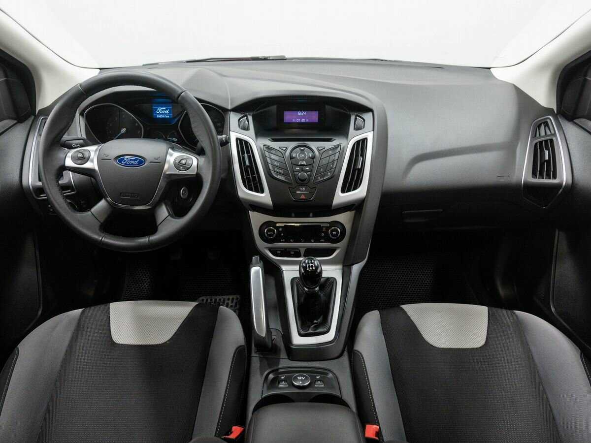 Купить Ford Focus с пробегом. Фото: #9