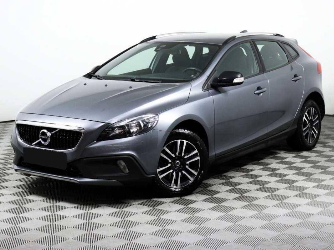 Купить Volvo V40 Cross Country с пробегом. Посмотреть фото