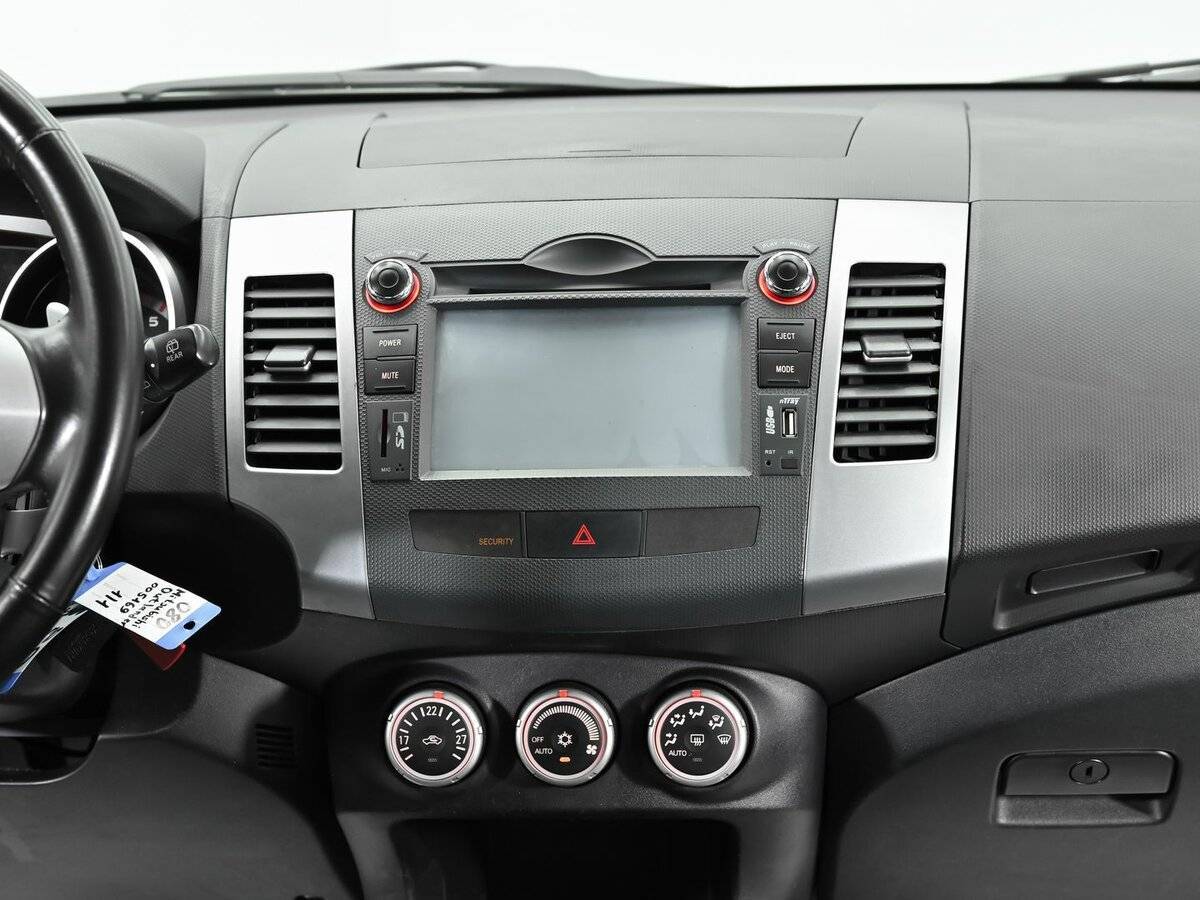 Купить Mitsubishi Outlander с пробегом. Фото: #9
