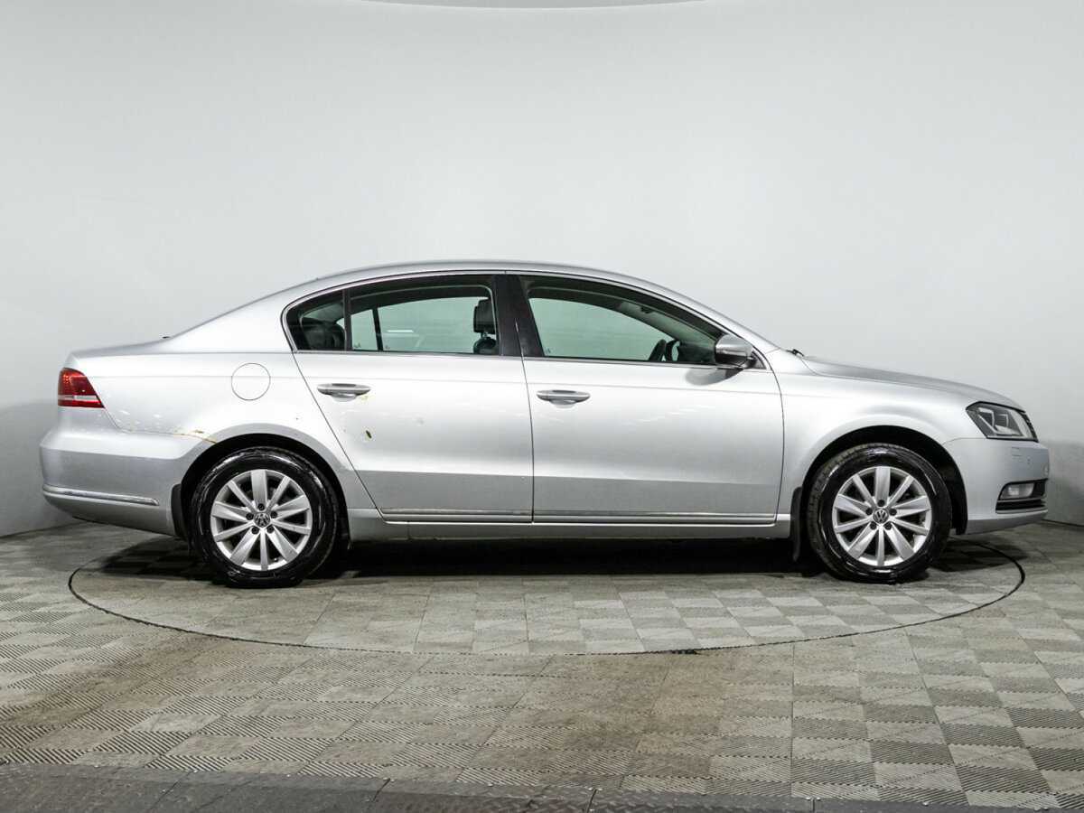 Купить Volkswagen Passat с пробегом. Фото: #3