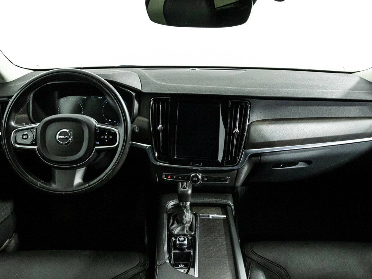 Купить Volvo V90 Cross Country с пробегом. Фото: #11