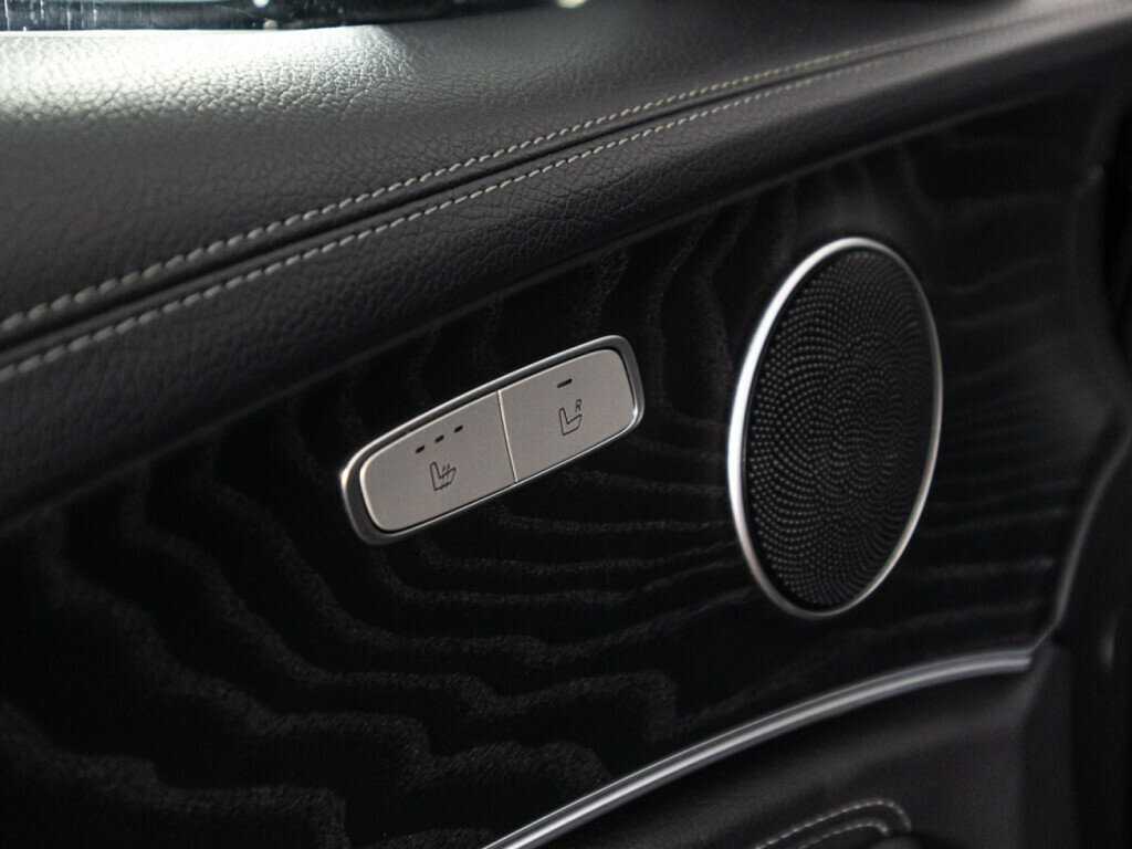 Купить Mercedes-Benz E-Класс с пробегом. Фото: #18