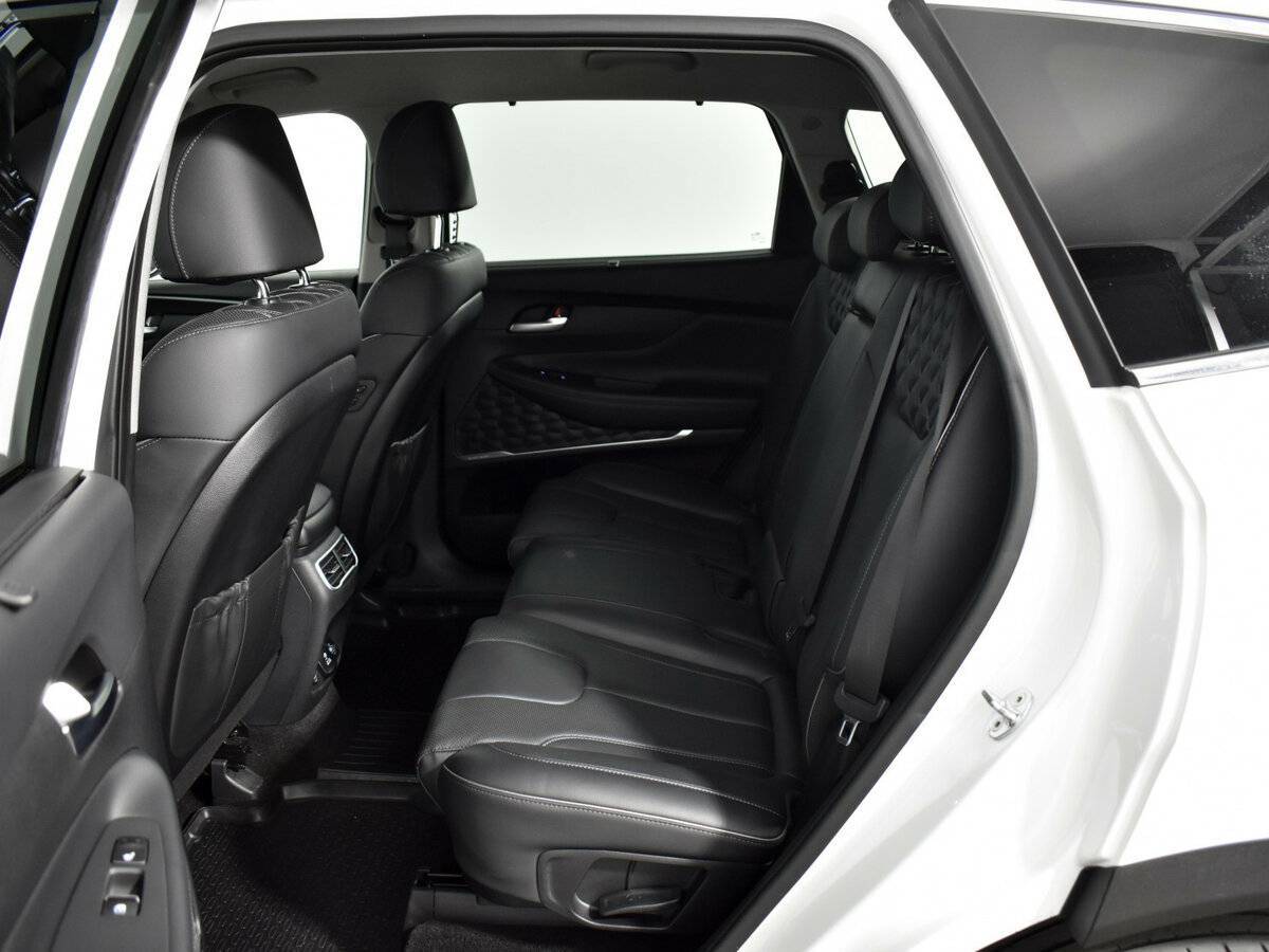 Купить Hyundai Santa Fe с пробегом. Фото: #11
