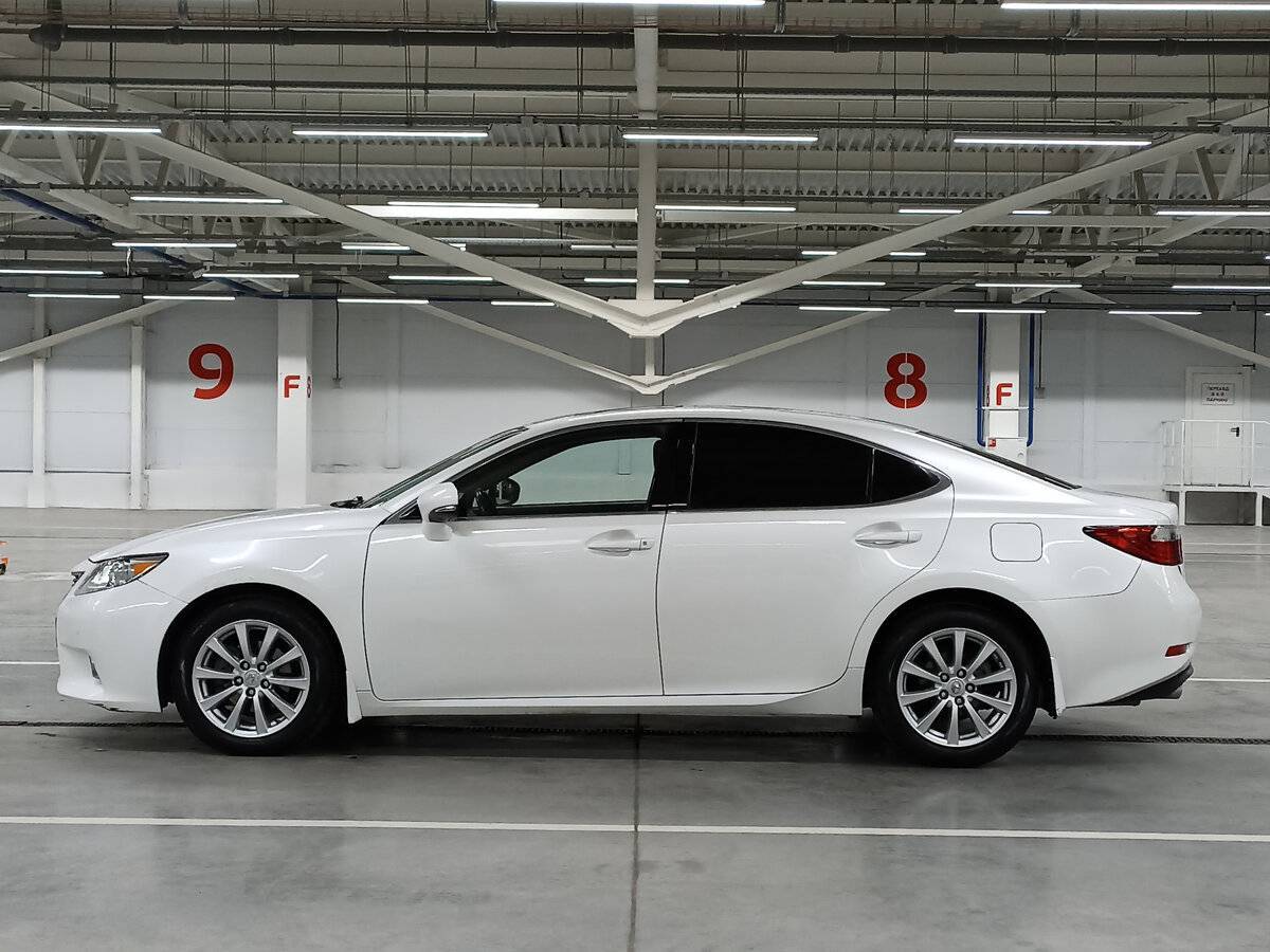 Купить Lexus ES с пробегом. Фото: #7