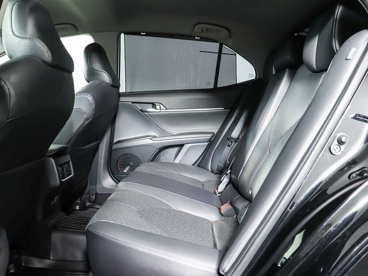 Купить Toyota Camry с пробегом. Фото: #9