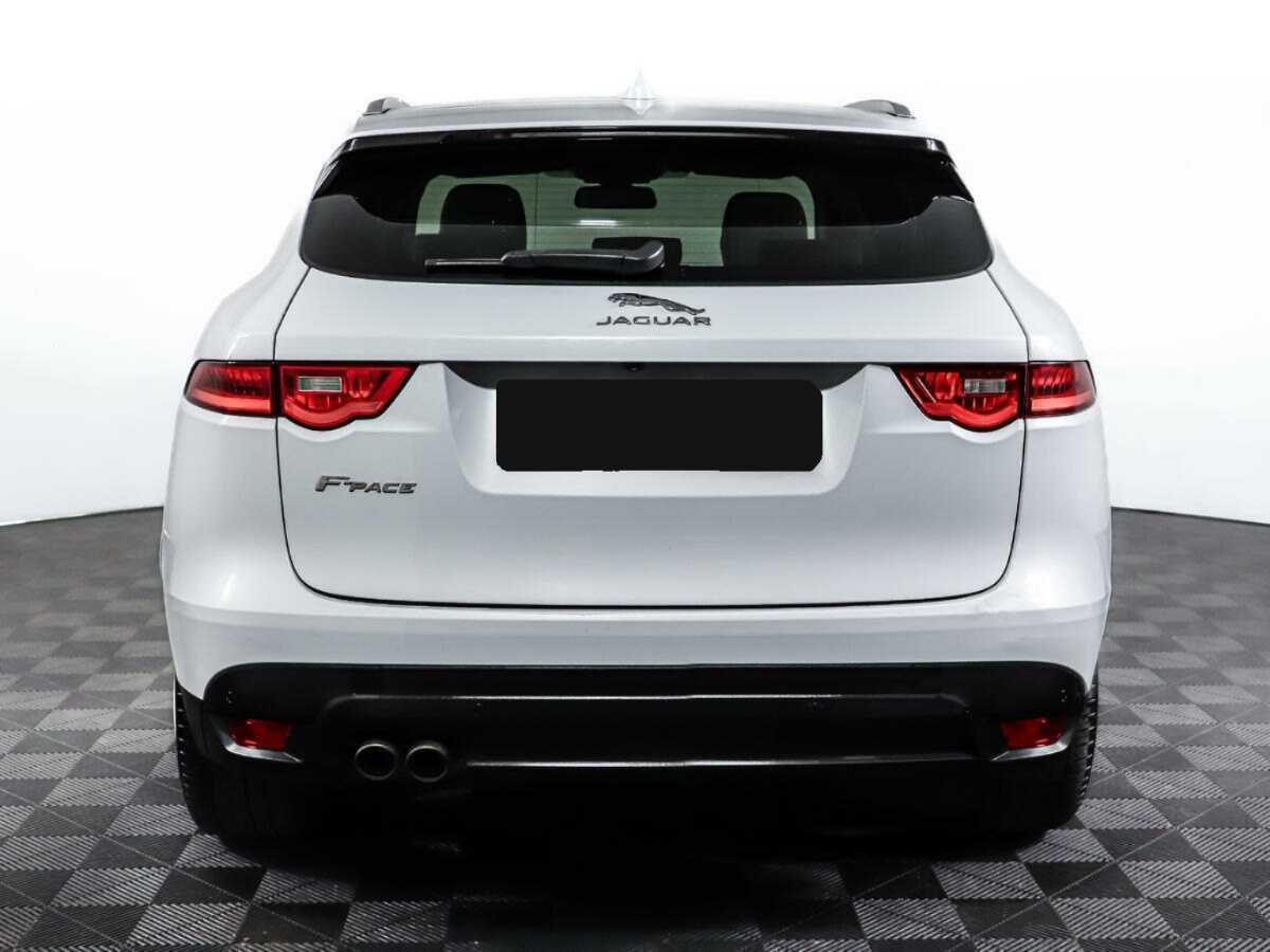 Купить Jaguar F-Pace с пробегом. Фото: #4