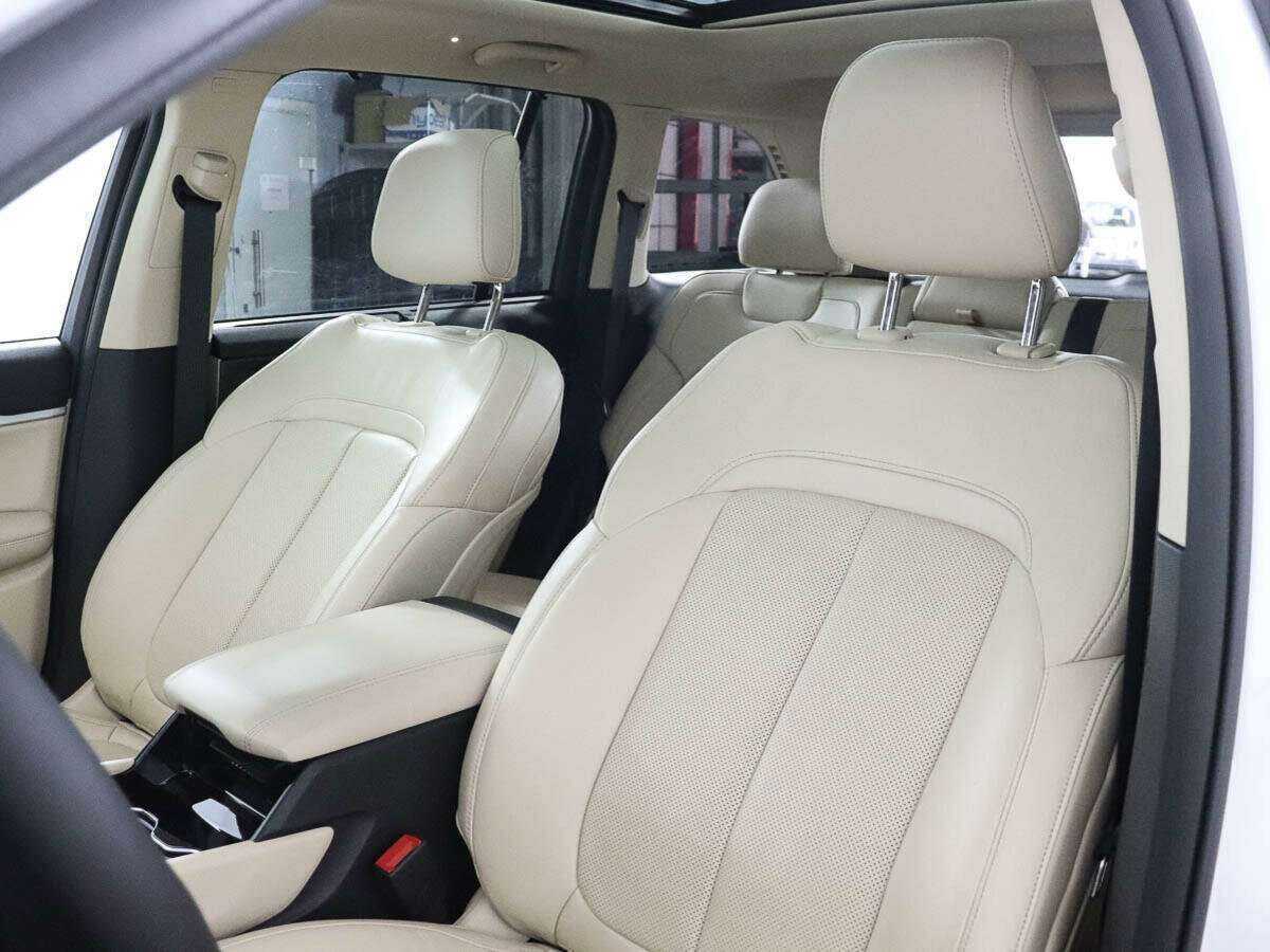Купить Jeep Grand Cherokee с пробегом. Фото: #8
