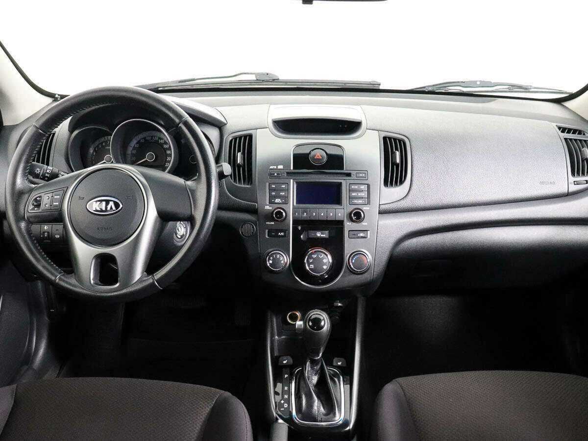 Купить Kia Cerato с пробегом. Фото: #10