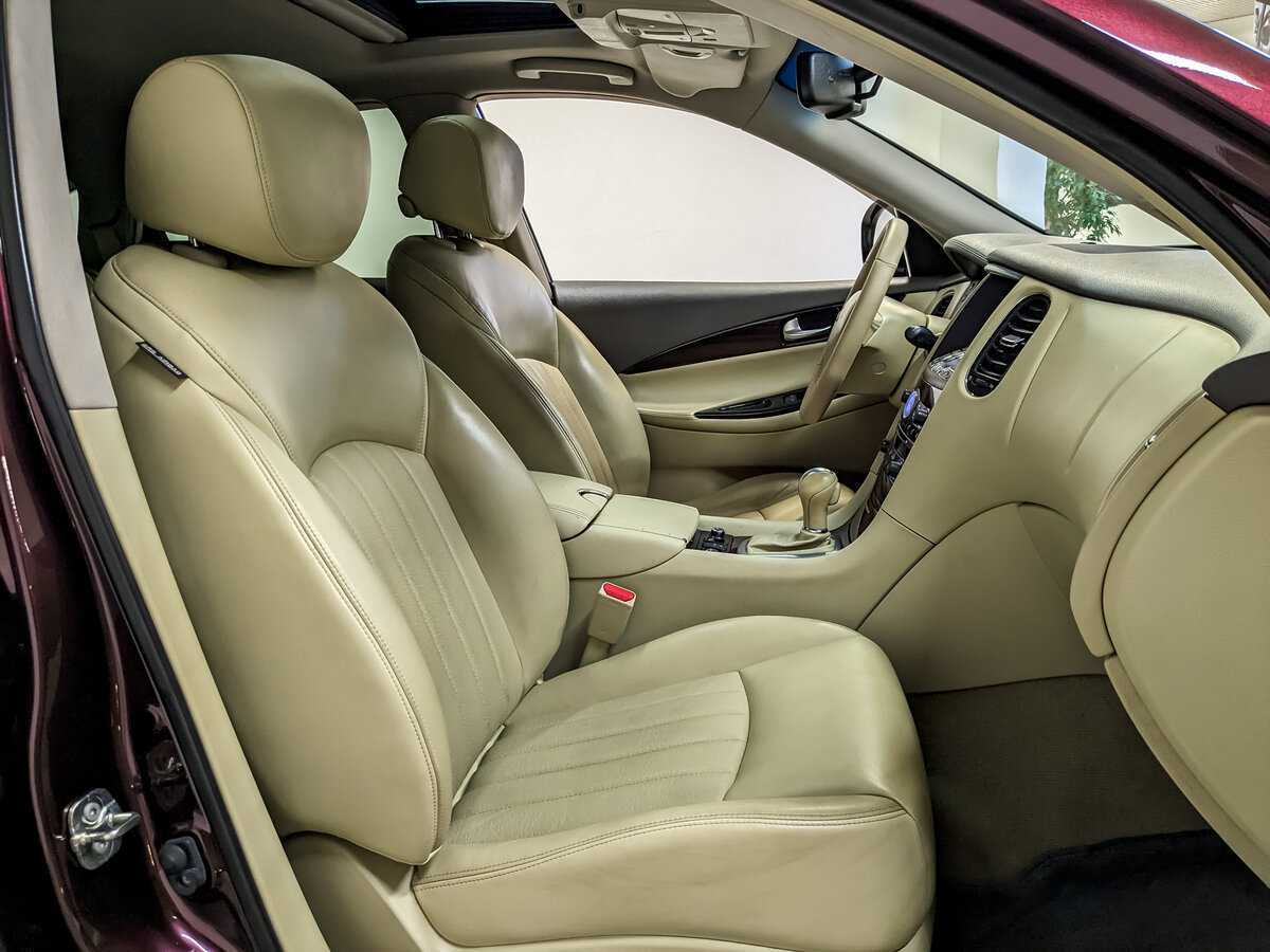 Купить Infiniti QX50 с пробегом. Фото: #24