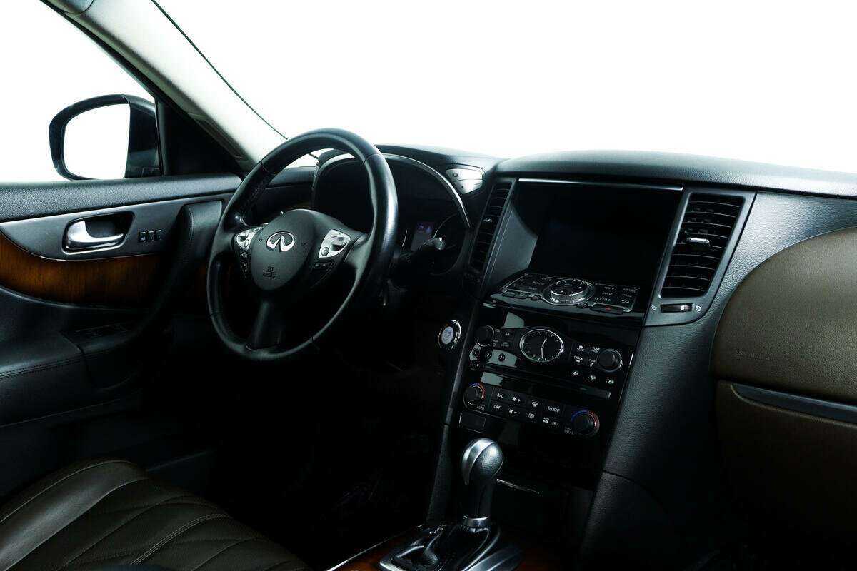 Купить Infiniti FX с пробегом. Фото: #8