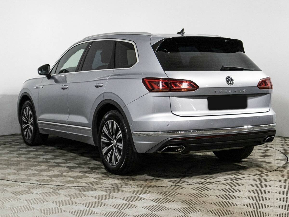 Купить Volkswagen Touareg с пробегом. Фото: #6