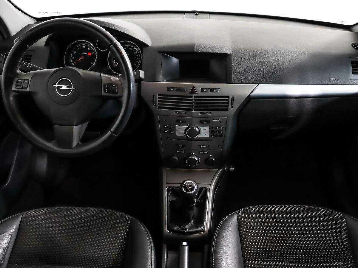 Купить Opel Astra с пробегом. Фото: #11