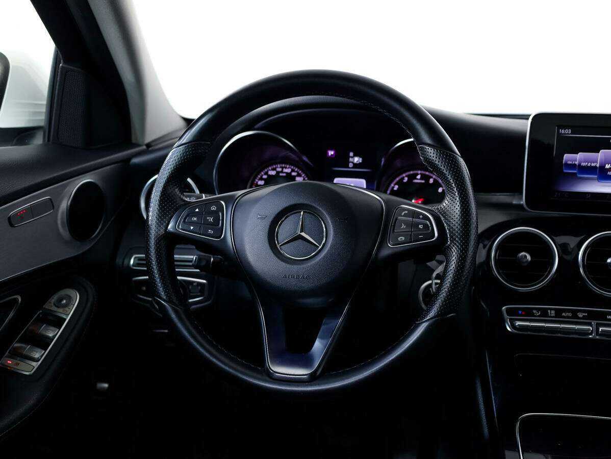 Купить Mercedes-Benz C-Класс с пробегом. Фото: #10