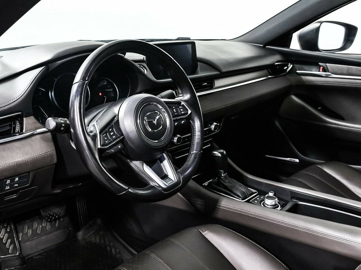 Купить Mazda 6 с пробегом. Фото: #11