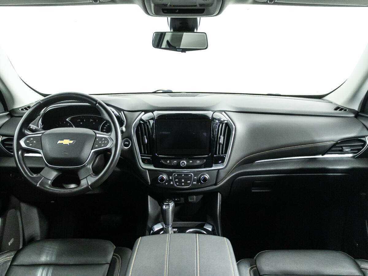 Купить Chevrolet Traverse с пробегом. Фото: #10