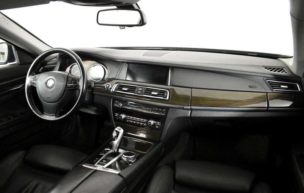 Купить BMW 7 серии с пробегом. Фото: #8