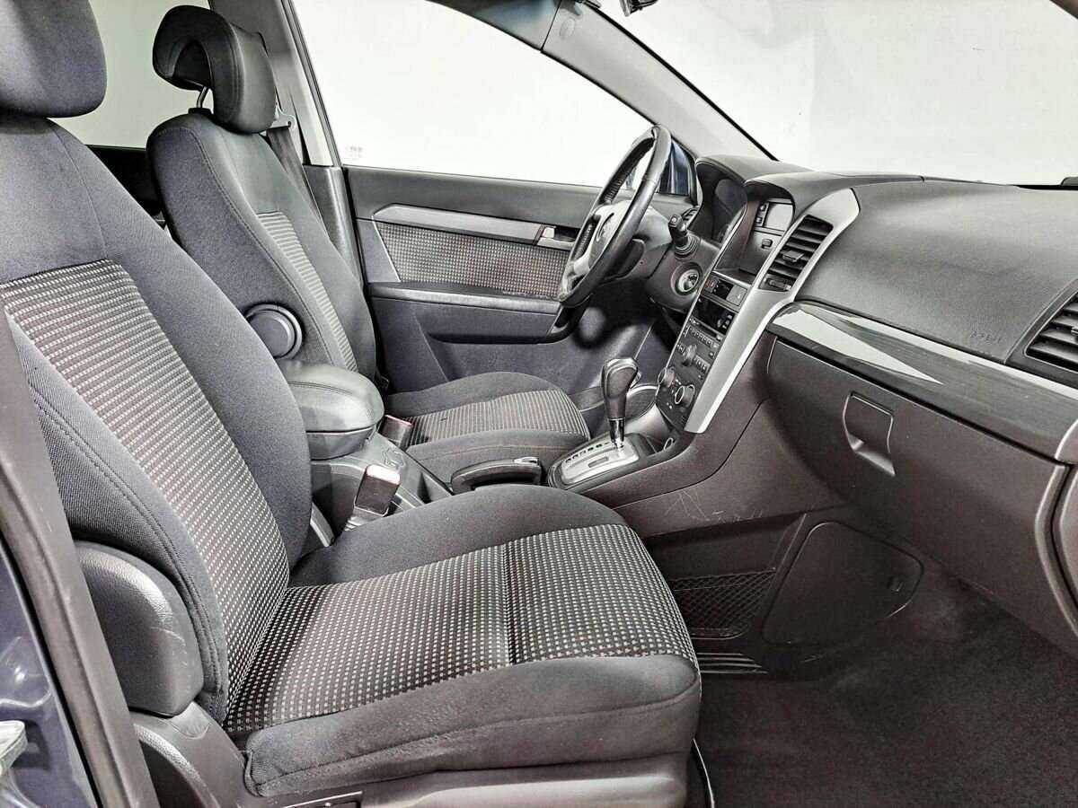 Купить Chevrolet Captiva с пробегом. Фото: #9