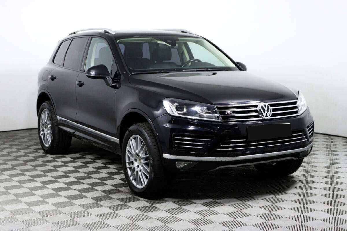 Купить Volkswagen Touareg с пробегом. Фото: #2