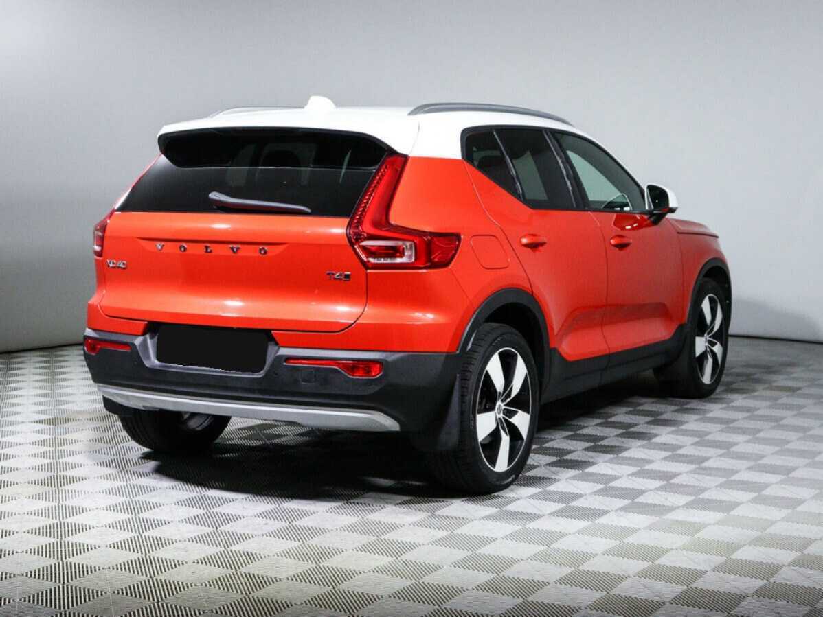 Купить Volvo XC40 с пробегом. Фото: #3