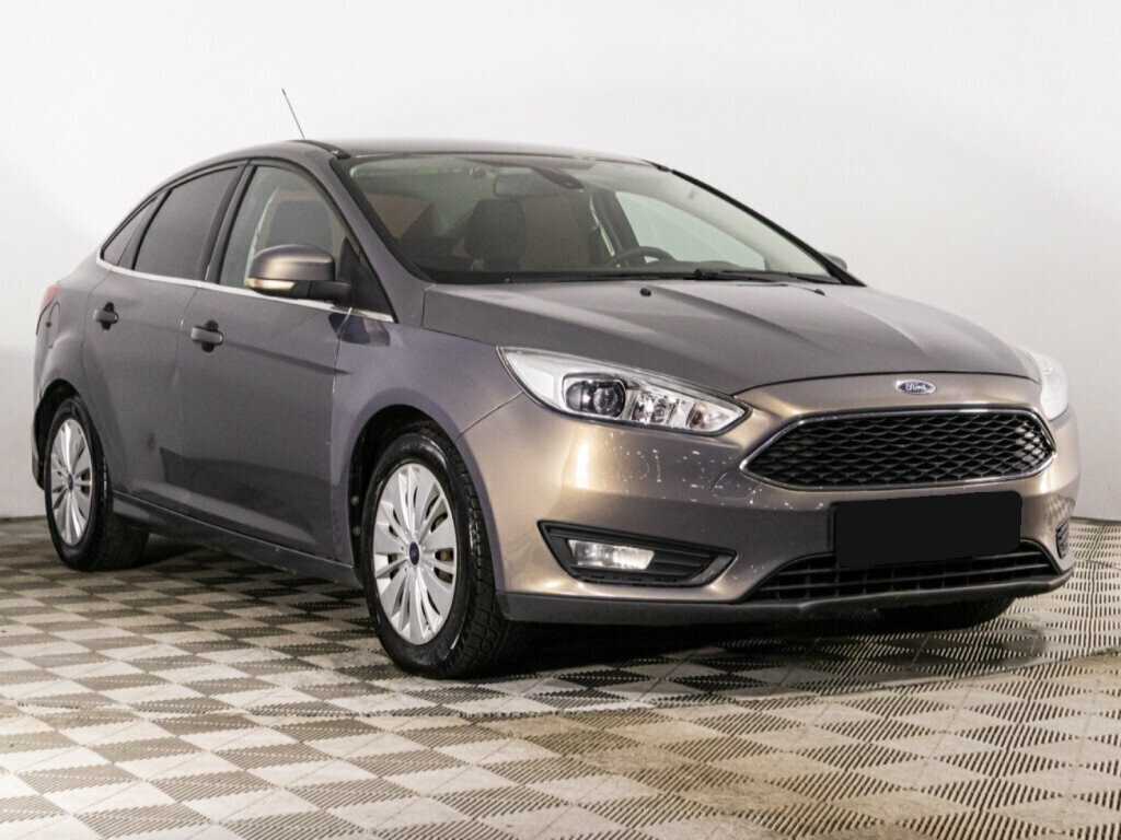 Купить Ford Focus с пробегом. Фото: #2