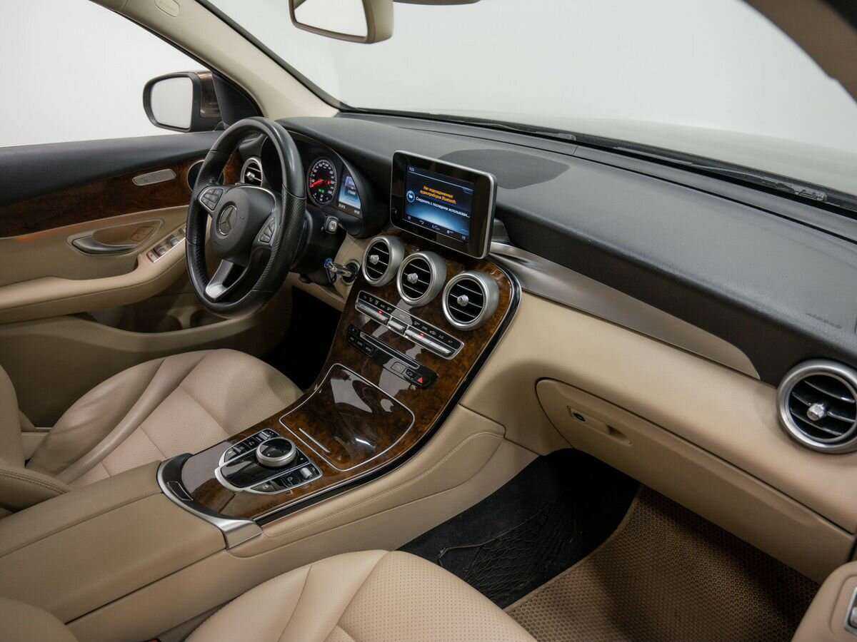 Купить Mercedes-Benz GLC с пробегом. Фото: #3