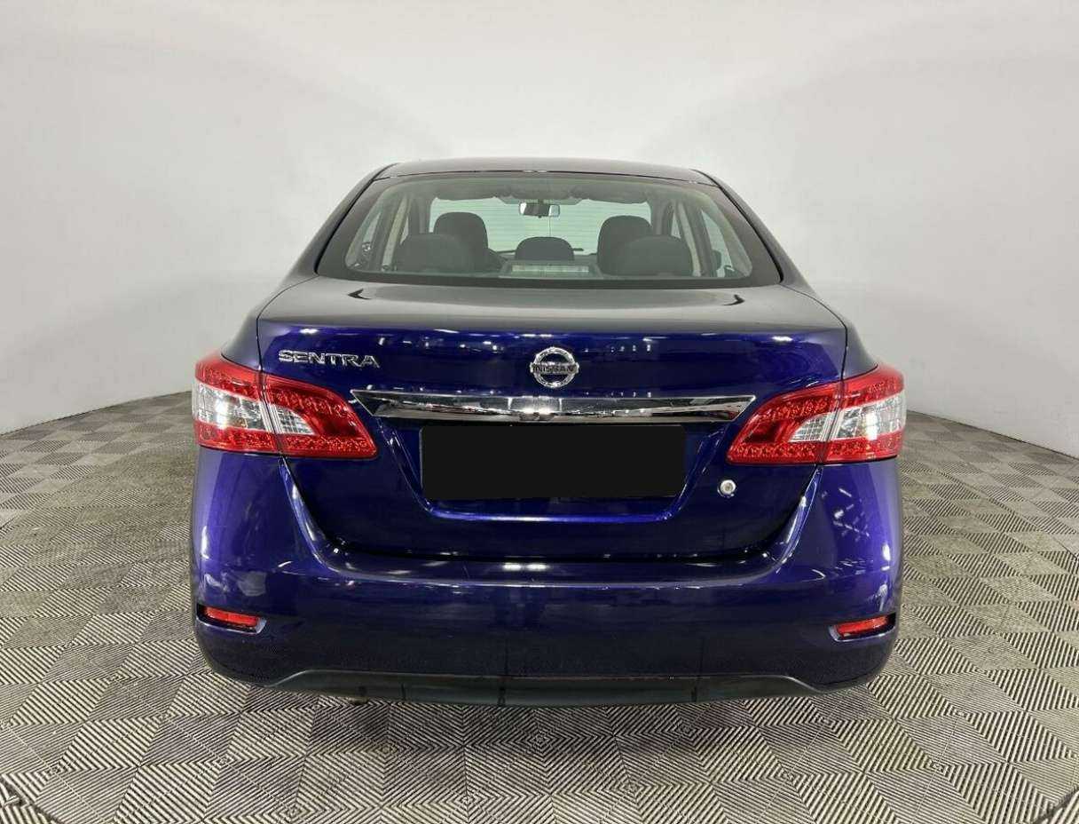 Купить Nissan Sentra с пробегом. Фото: #2