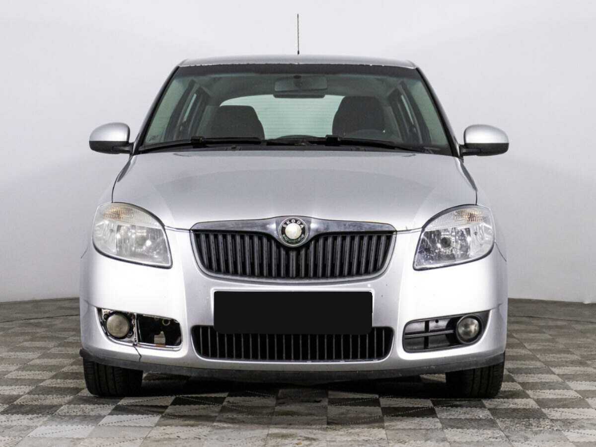 Купить Skoda Fabia с пробегом. Фото: #1