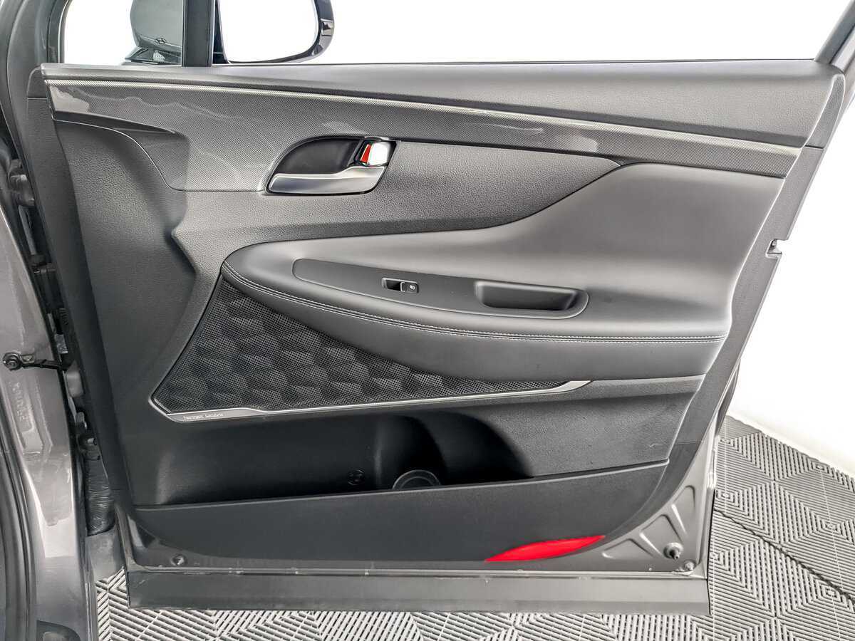 Купить Hyundai Santa Fe с пробегом. Фото: #25