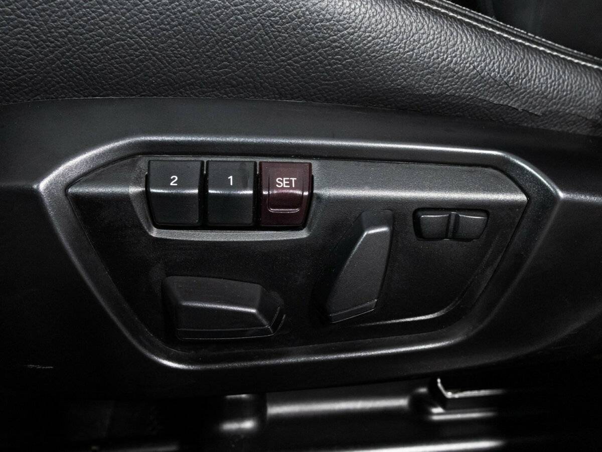 Купить BMW X4 с пробегом. Фото: #16