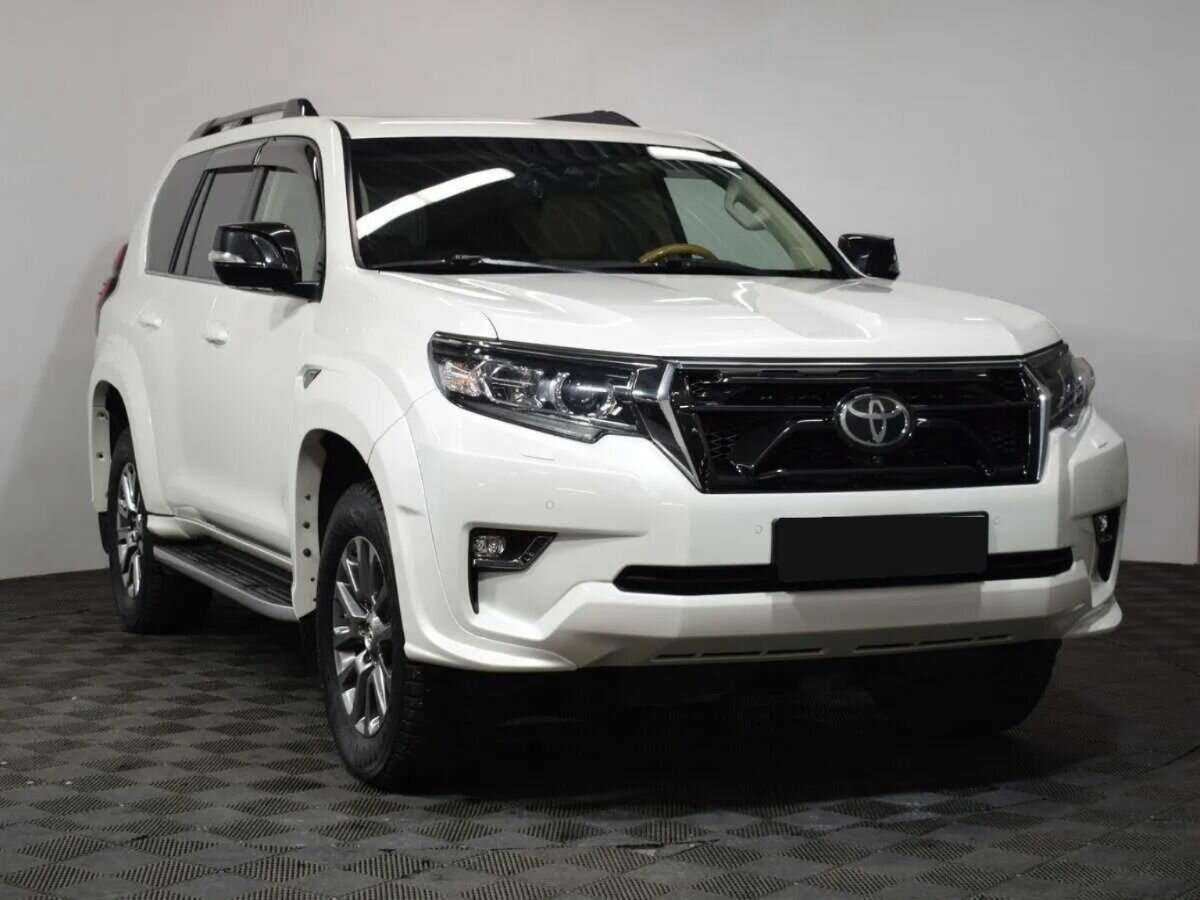 Купить Toyota Land Cruiser Prado с пробегом. Фото: #2