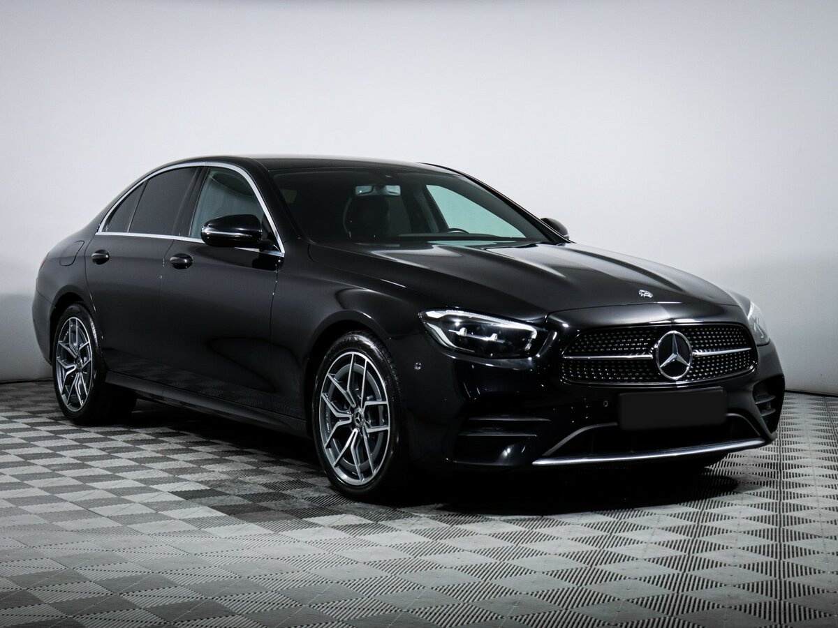 Купить Mercedes-Benz E-Класс с пробегом. Фото: #2